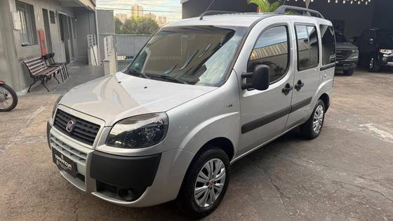FIAT DOBLÒ 1.8 MPI ESSENCE 7L 16V FLEX 4P MANUAL FIAT DOBLÒ 1.8 MPI ESSENCE 7L 16V FLEX 4P MANUAL